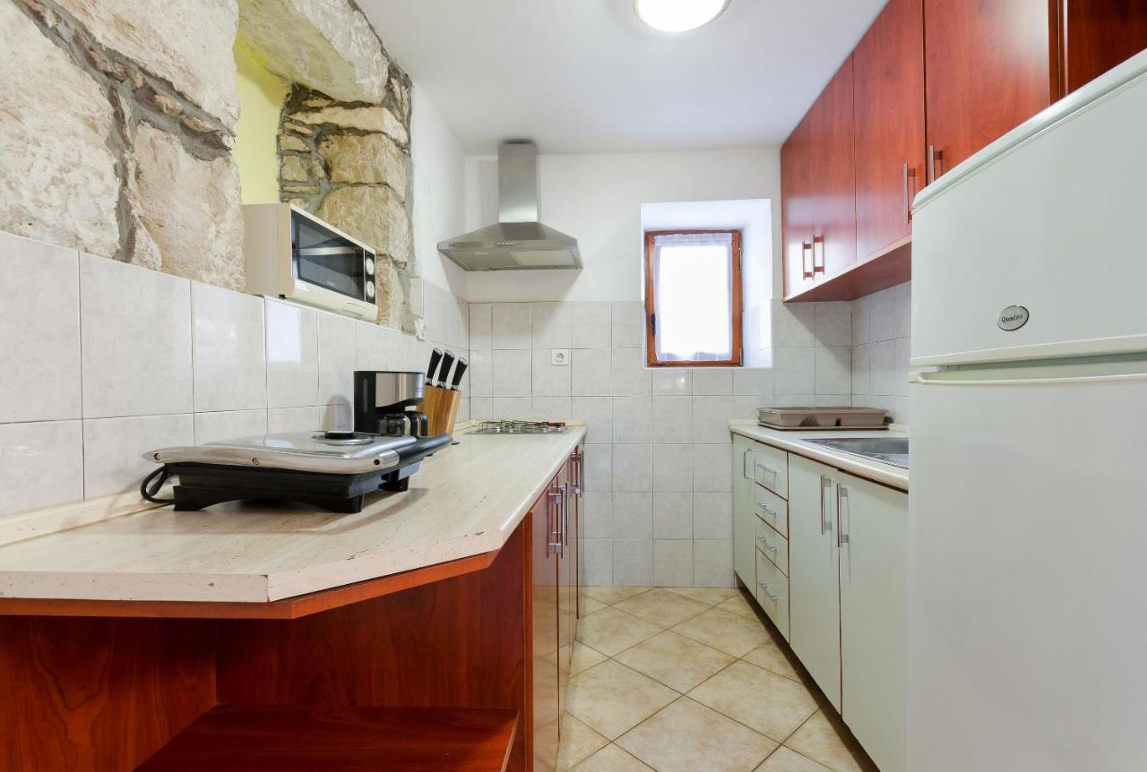 Apartment Josip Plomin Exterior foto