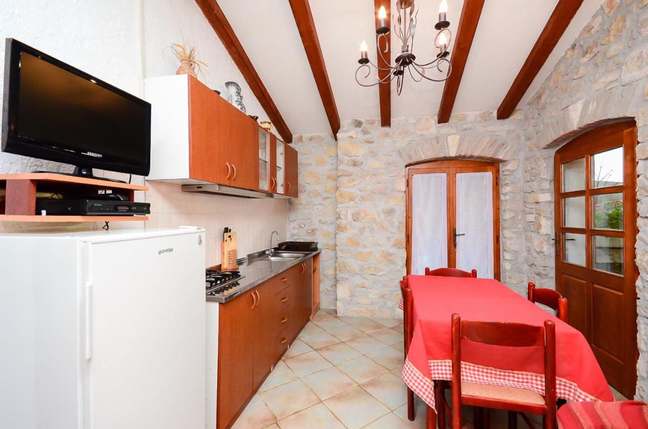 Apartment Josip Plomin Exterior foto